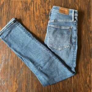 Madewell The Perfect Vintage Jean - excellent condition! Size 27